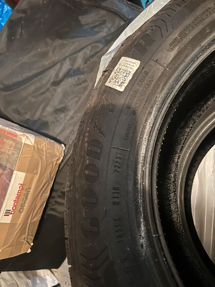 Neuwertige  Sommerreifen Good Year Efficient Grip 175/65R14 86 T in Hamburg