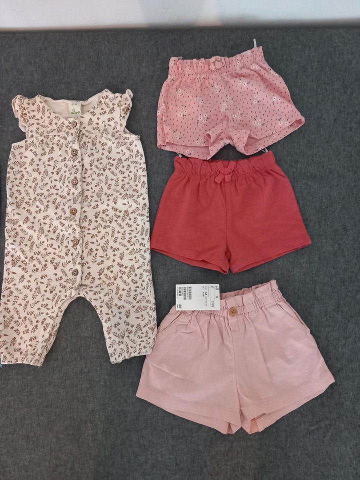 Mädchen Sommerpaket Jumpsuits Kleid Shorts Gr 68/74 neuwertig in München