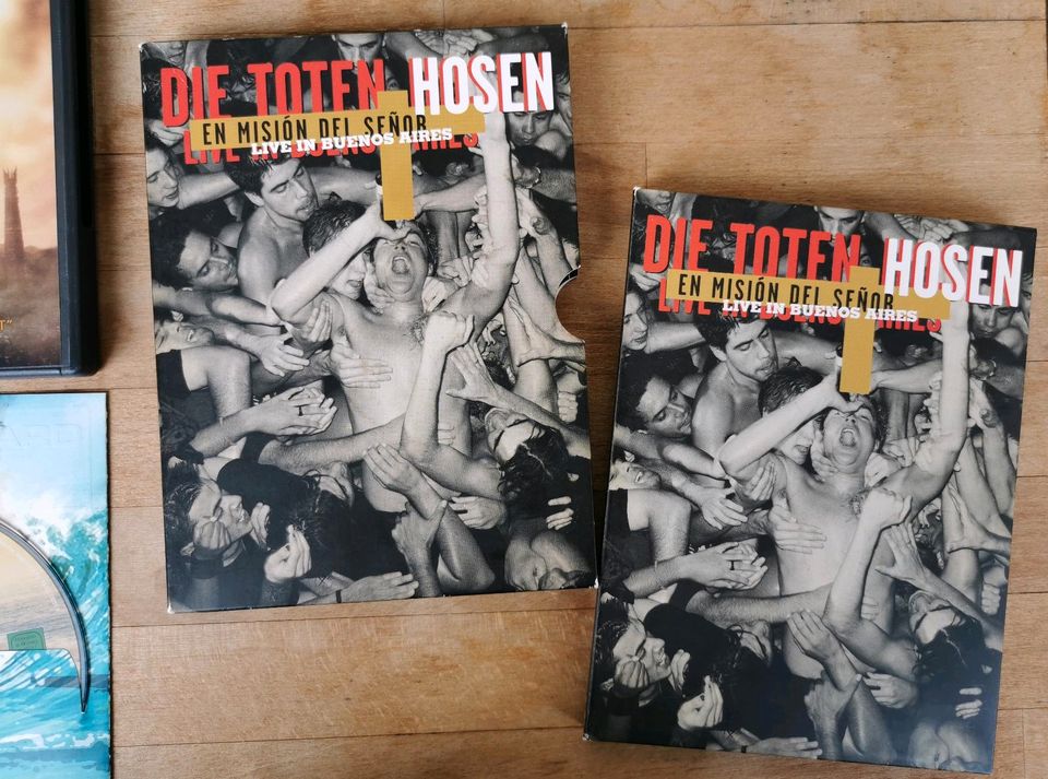 DVD-Sammlung,Filme,sehr gut - neu,Toten Hosen,Matrix,Ice Age,etc. in Leipzig