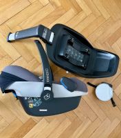 Maxi Cosi Babyschale mit Isofixstation Familyfix Isofix Basis Baden-Württemberg - Freiburg im Breisgau Vorschau