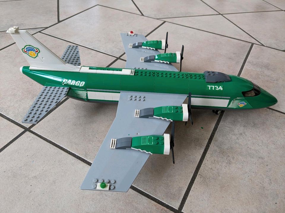 Lego City Frachtflugzeug 7734 in Recke