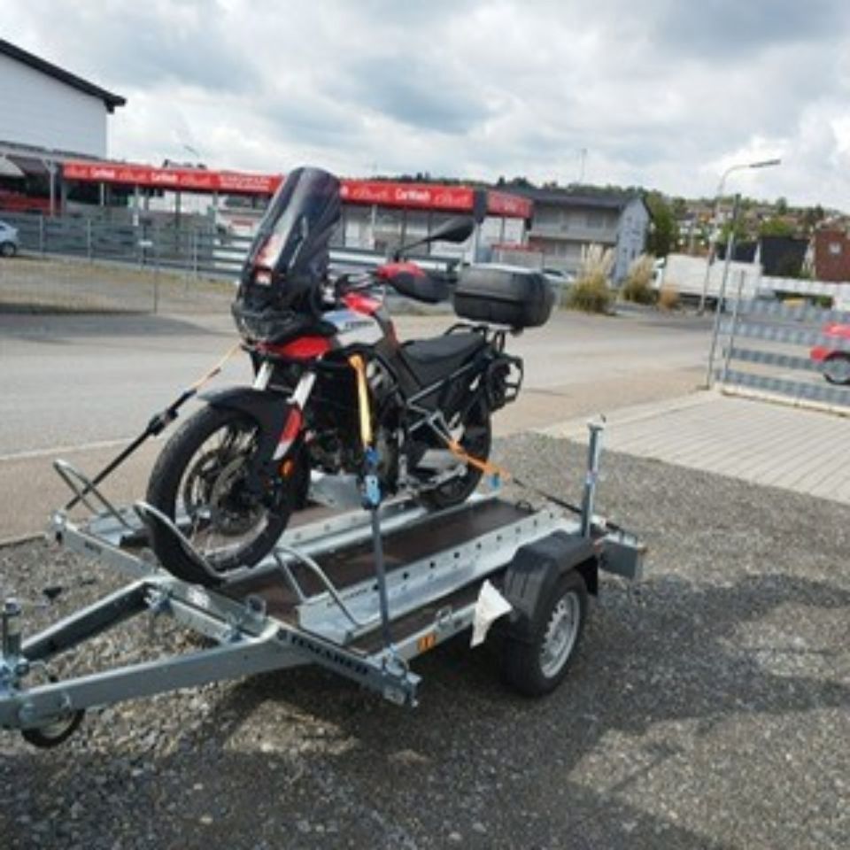 Motorradtransport Motorradanhänger Motorradtaxi in Niefern-Öschelbronn