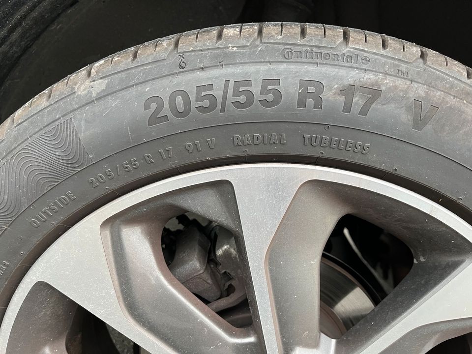 Continental Sommerreifen 205/55 R17 V Neuwertig TOP!!! in Lippstadt