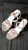 Neue Sandalen von Esprit, Größe 41, beige, creme, Sandaletten Hessen - Melsungen Vorschau