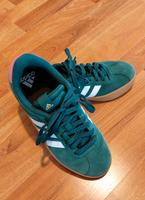 Original ADIDAS Sneaker in Grün, Größe 38 2/3 Hessen - Nieste Vorschau