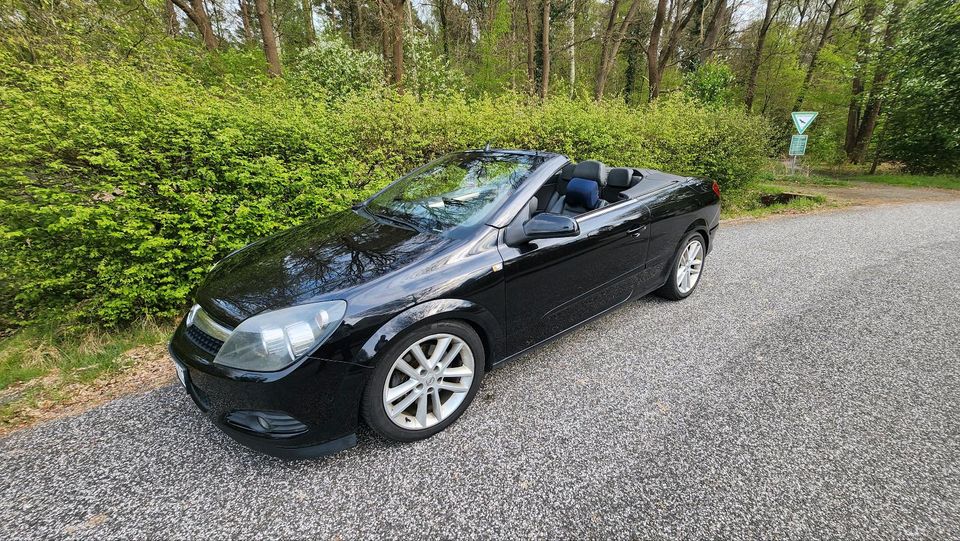 Opel Astra Cabrio twintop in Hamburg