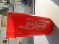 4 Coco Cola Plastikbecher 0,3 Liter Bevete,Buvez,Enjoy gebraucht Hessen - Brechen Vorschau