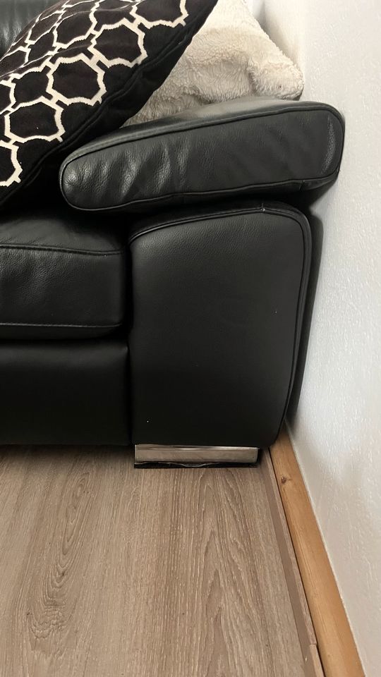 Schwarze Leder Couch in Herne