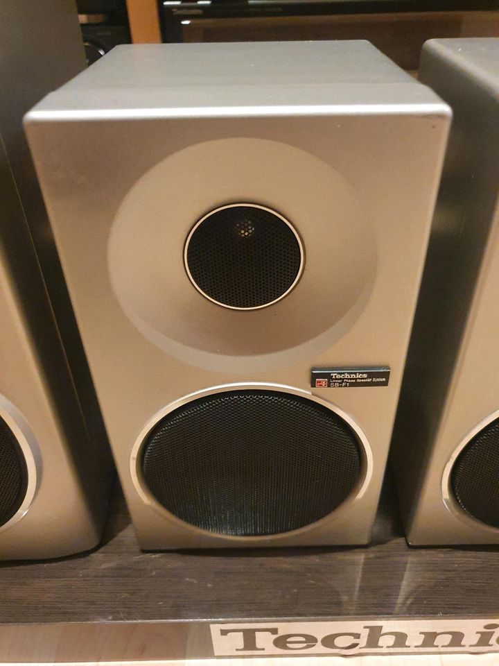 Technics  SB-F1 2-Way Speaker System Lautsprecher in Meinerzhagen