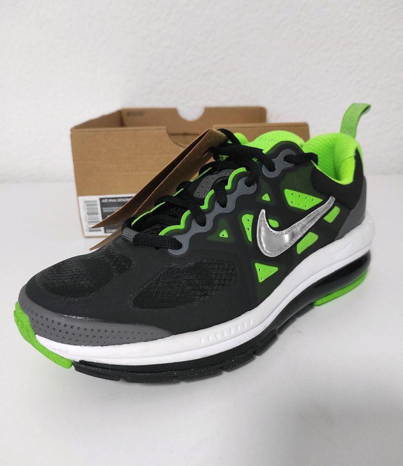 Nike Air Max Jungs Sneaker, Größe 36 in Pfullingen