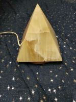 Pyramidenlampe  mit Sparbirne Frankfurt am Main - Niederursel Vorschau