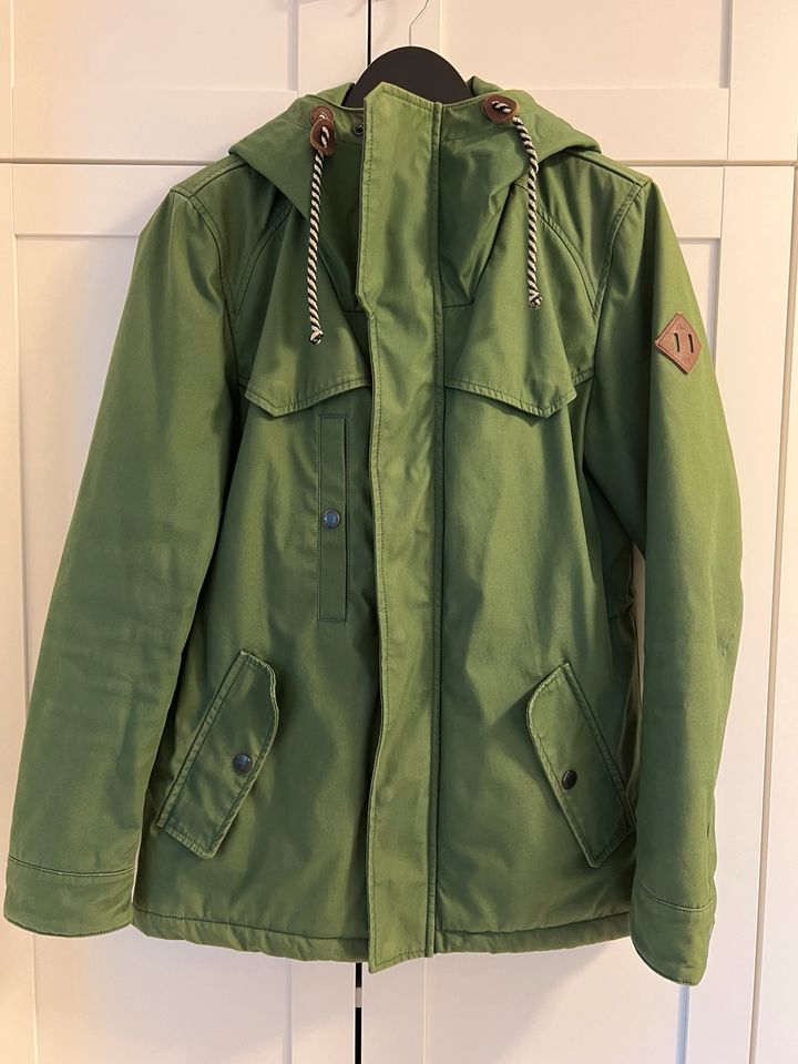 Grüne Übergangsjacke von Jack & Jones in Größe S in Ravensburg