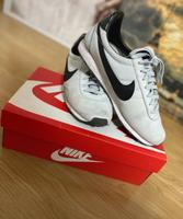 Nike Sneaker Unisex Hessen - Dietzenbach Vorschau
