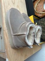 Ugg Boots mini beige NEU Nordrhein-Westfalen - Wegberg Vorschau