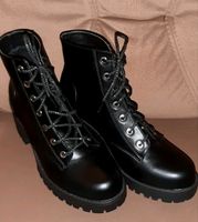 BOOTS-Stiefelette *Bonprix *Schwarz *Gr. 40 - NEU - Berlin - Lichtenberg Vorschau