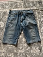 Carhartt Shorts Jeans gr. 36 Nordrhein-Westfalen - Monheim am Rhein Vorschau