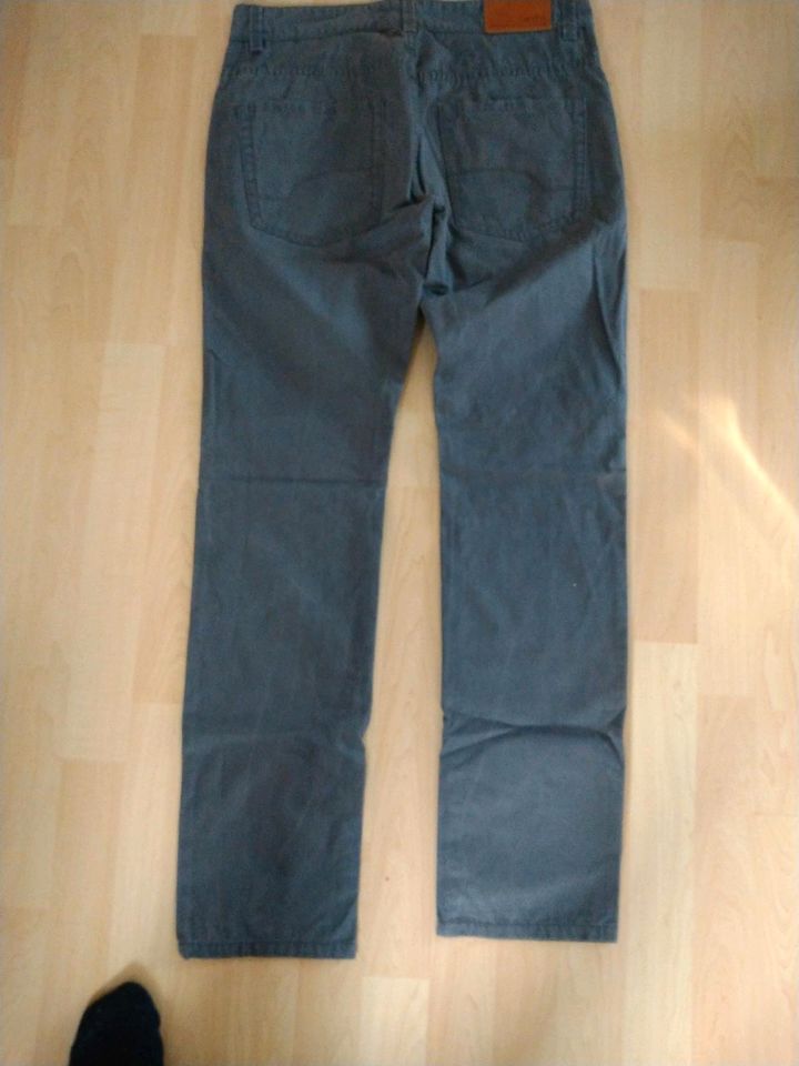 EDC ESPRIT HOSE GR. 30/32 BAUMWOLLE SLIM FIT in Nordwalde