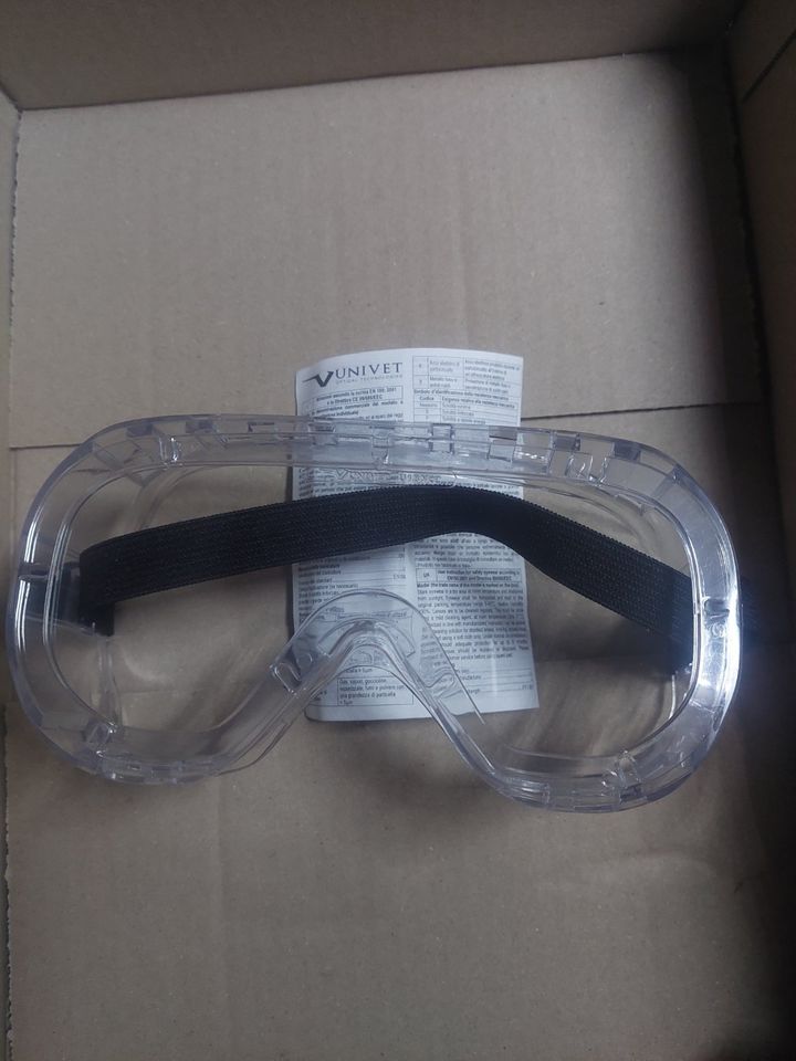 NEU VUNIVET Schutzbrille Arbeitsschutz transparent, Augenschutz in Hannover