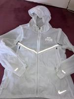Nike Running Division Jacke Berlin - Mitte Vorschau