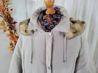 rohweiß Winterjacke Damen Parka Anorak mit Kapuze Gr. 48/50 Hessen - Wetzlar Vorschau