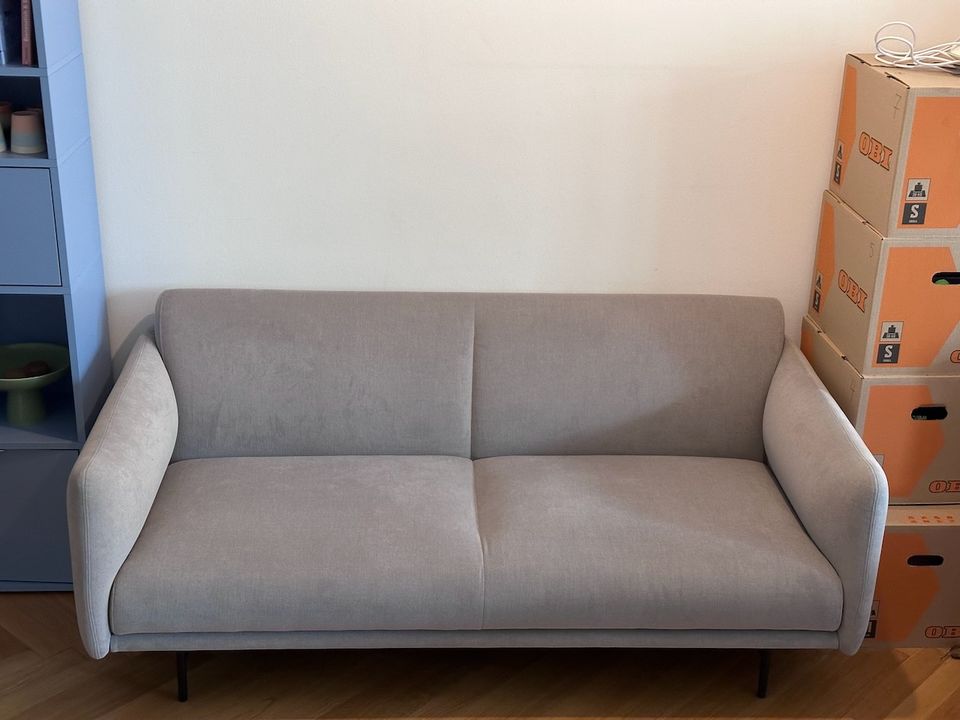 Sofa, Berne BoConcept, hell grau, 2,5 Sitzer, Zweieinhalbsitzer in Hamburg