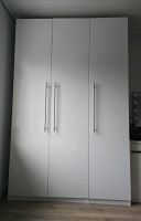 Ikea Pax Fardal Schranktür 50x229 mit Griff weiß hochglaz Nordrhein-Westfalen - Mettmann Vorschau