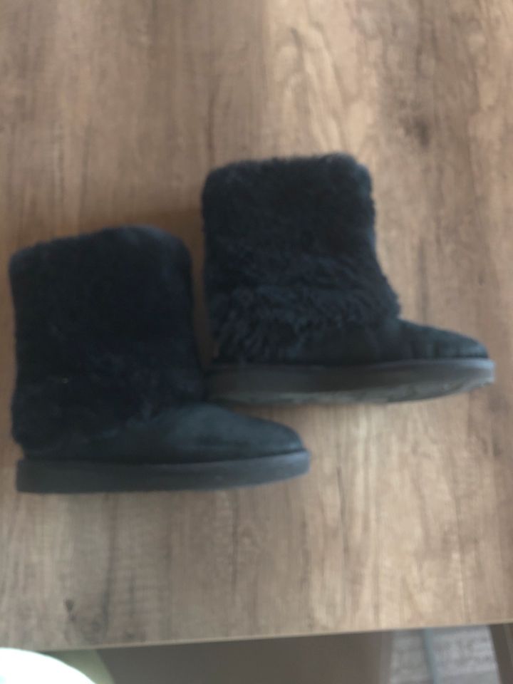 UGG SCHUH Damen in München