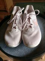 Nike Turnschuhe Gr. 42 Hessen - Meinhard Vorschau