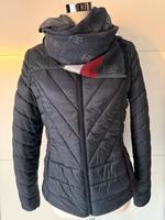 Tommy Hilfiger Jacke Steppjacke mit Schal 36/S Hessen - Bebra Vorschau