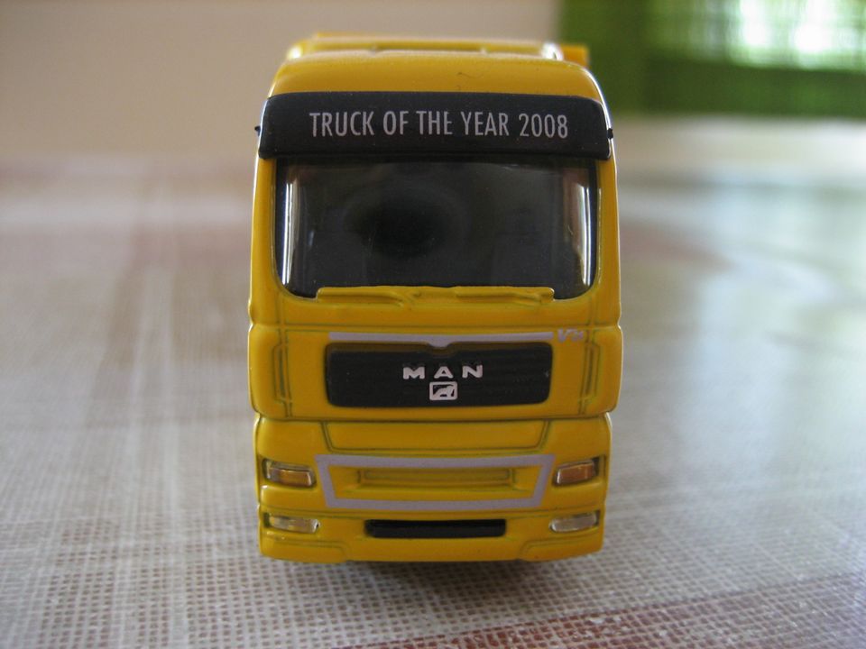 Modell - LKW  MAN TGX V8 Werbetruck von MAN 1:87 in Regensburg