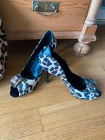 GUESS Peep Toes Größe 40 Hamburg-Mitte - Hamburg Hammerbrook Vorschau