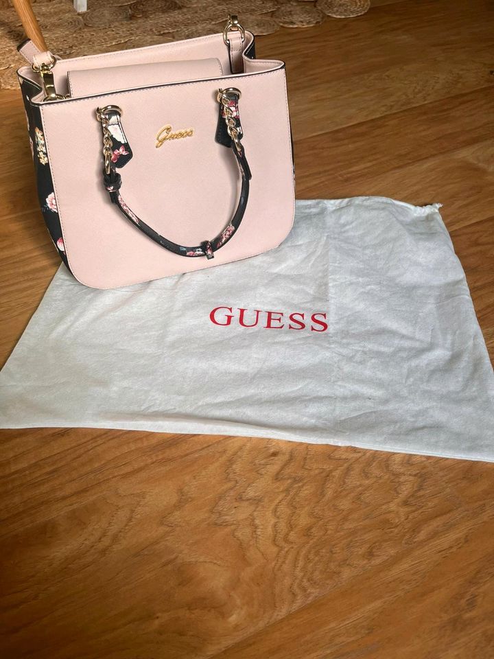 HANDTASCHE GUESS NEUWERTIG MIT Staubbeutel in Weimar