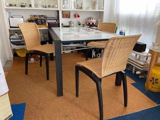 Ligne Roset, 4 Stühle Libra in Peddigrohr, 4 x Stuhl Libra 670 € in Berlin