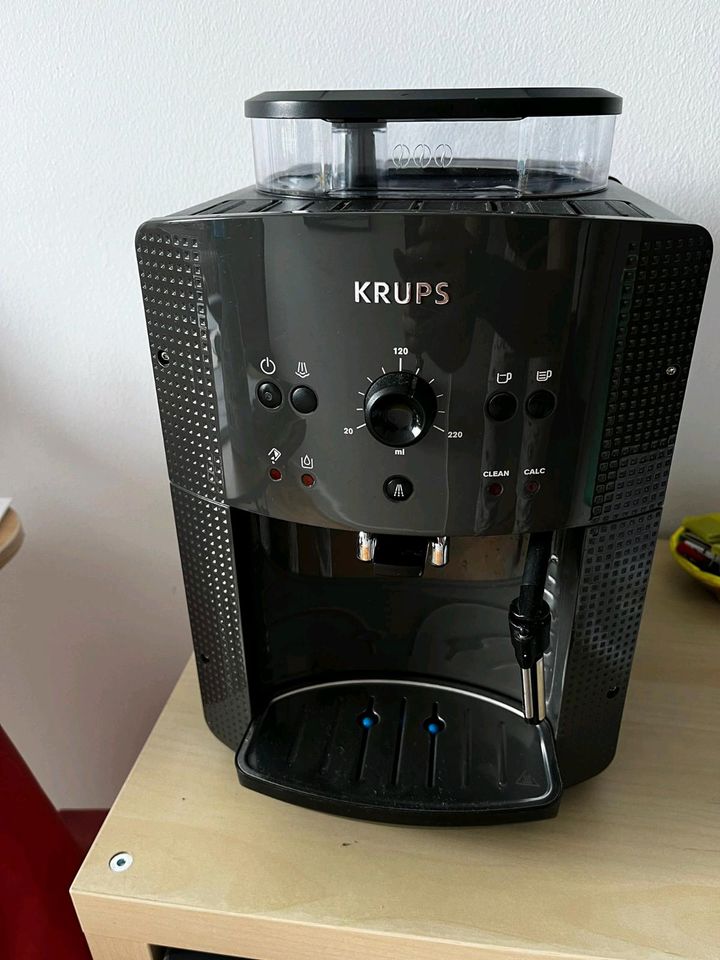 Krups Vollautomat in Frankfurt am Main