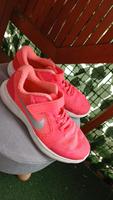 Nike Schuhe gr. 34 Nordrhein-Westfalen - Dormagen Vorschau