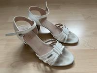 Sandaletten / Sandalen weiß in Gr. 37 von Esprit Hessen - Trebur Vorschau