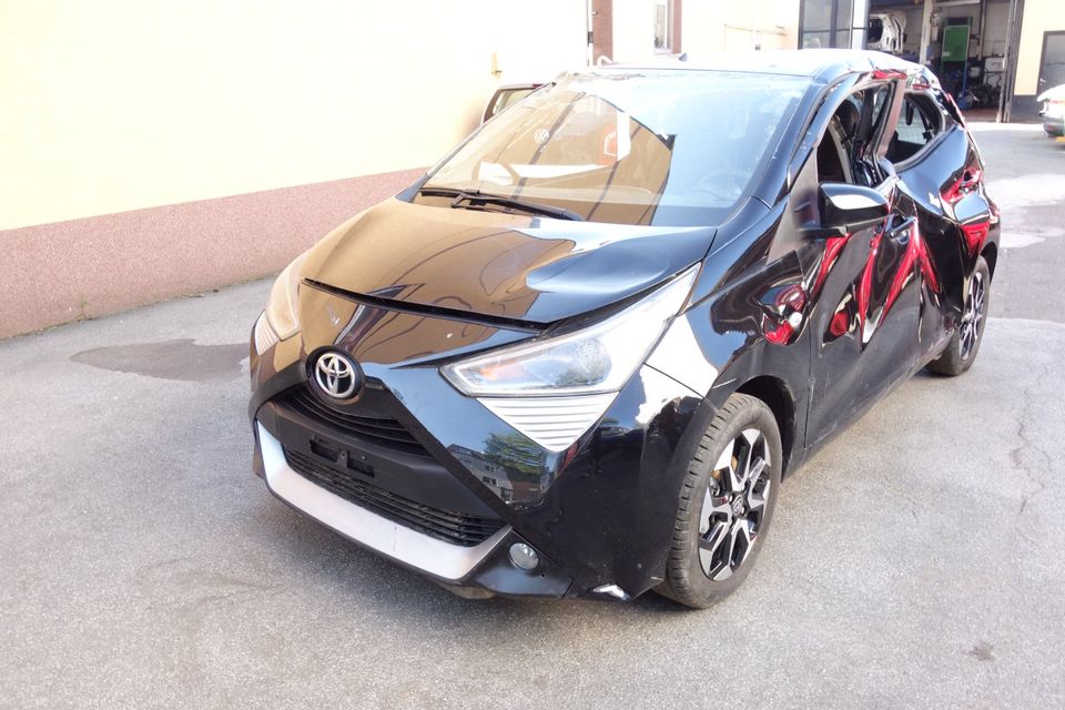 20TT57 Getriebe Toyota Aygo B4 1KR 1.0 53Kw 72Ps 11Tkm Bj. 2019 in Mülheim (Ruhr)