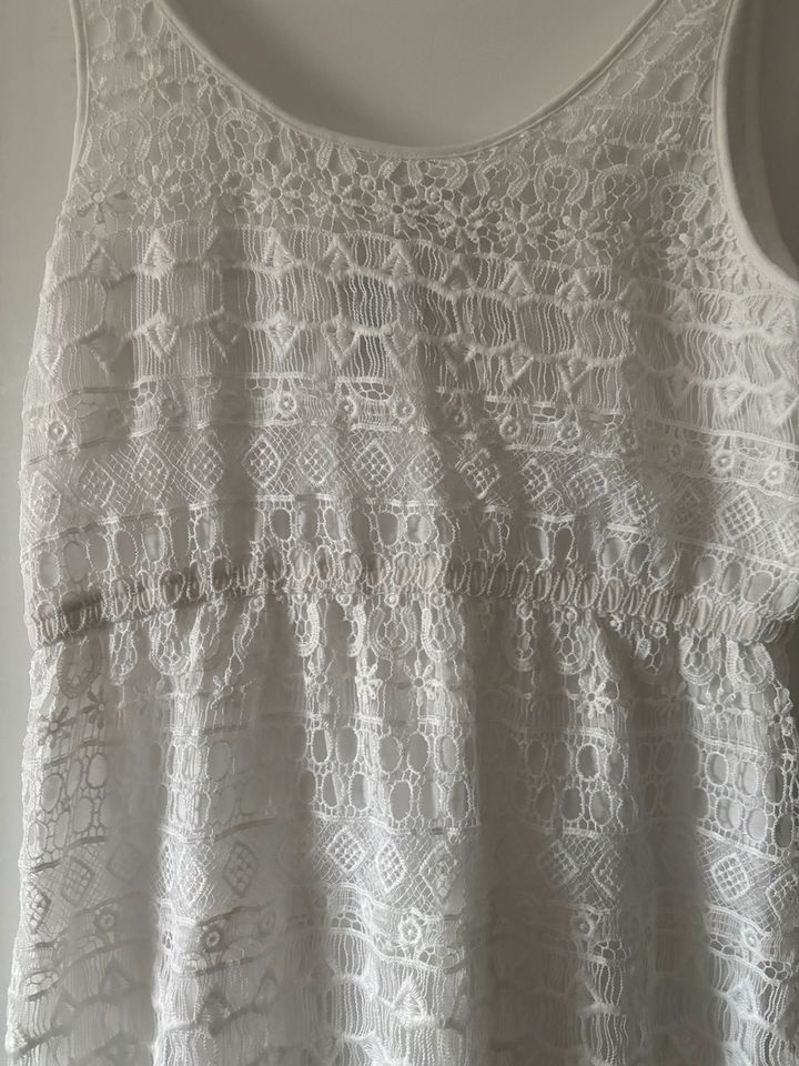 Kleid „Gina“ tolle Stickerei, weiß, Gr.42, NEU ‼️mit Etikett in Issum