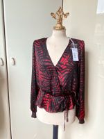 Guess ❤️ Bluse neu mit Etikett 36 rot/ schwarz Nordrhein-Westfalen - Neuss Vorschau