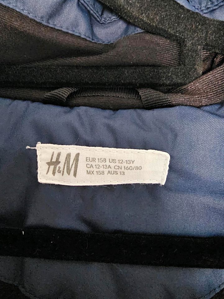 H&M Winterjacke Skijacke Jacke Winter Blau Gr. 158 in Leipzig