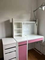 IKEA (Kinder) Schreibtisch mit rosa Details und Rollcontainer Köln - Junkersdorf Vorschau