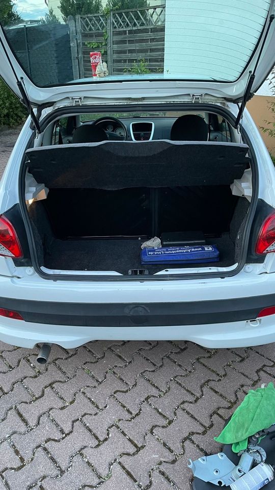 Peugeot 206+/ Neu TÜV/ 1 Hand/ Neu in Otterstadt