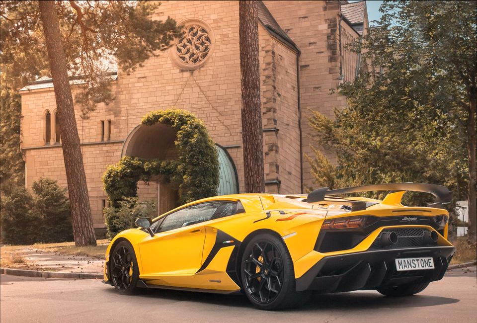 Lamborghini Aventador SVJ 1 di 900 Mieten Sportwagen Mieten Berlin in Berlin