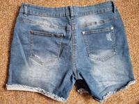 Damen/ Mädchen Denim Boyfriend Shorts 40 Thüringen - Drei Gleichen Vorschau