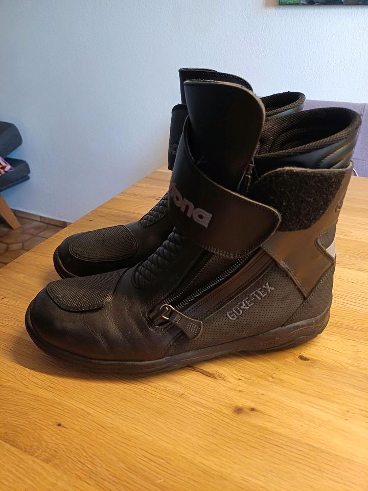 Daytona Gore-Tex Motorradstiefel in Größe 43 in Erding