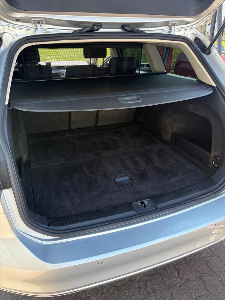 VW Passat Variant 1.6 TDI (Blue Motion Technology) DSG in Berlin