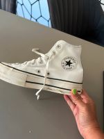 Converse Chucks Leder weiß Plateau gr. 39 Wandsbek - Hamburg Bergstedt Vorschau