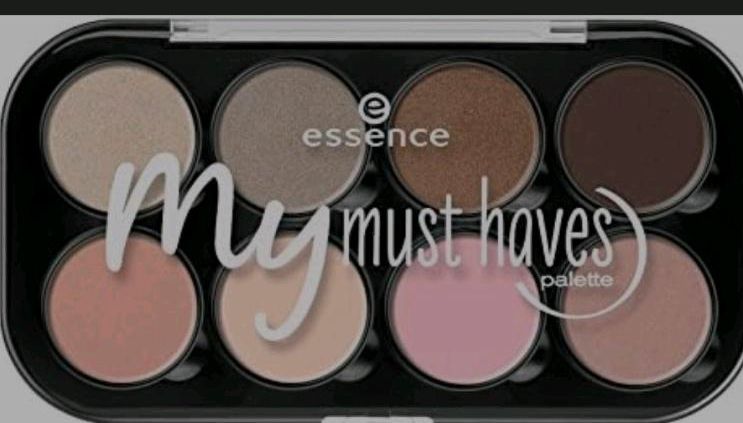 Essence 16Teile Kosmetik Arti. Rouge,Eye&face Palette,8er Palette in Bautzen