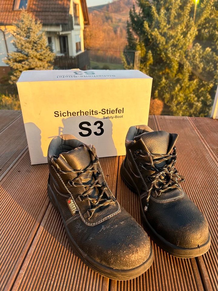 Sicherheits-Stiefel S3 | Arbeitsschuhe in Öhringen