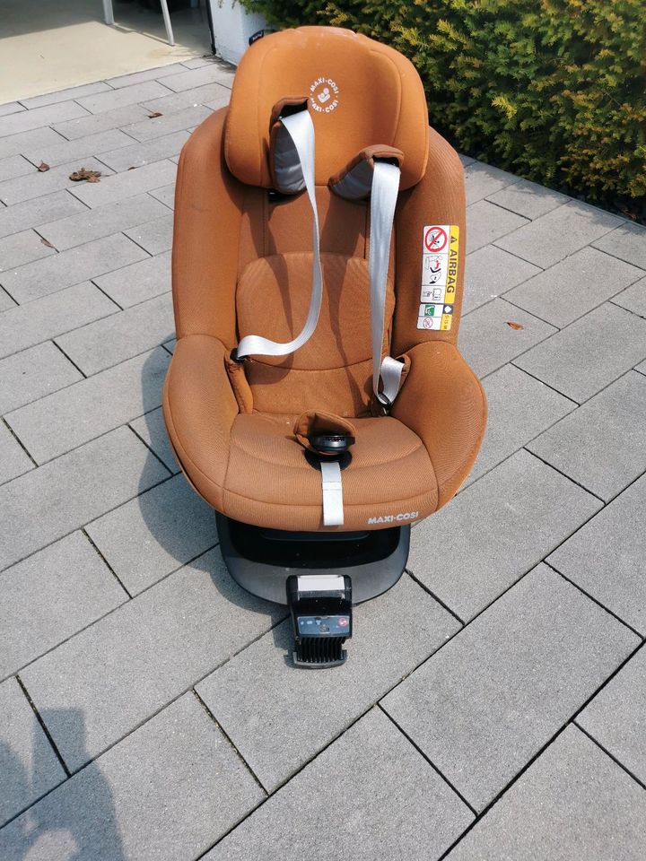 Kindersitz von Maxi cosi pearl pro 2 I size in Singen